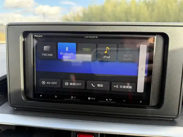 トヨタ ライズ Z 兵庫県 2025(令7)年 1万km シャイニングホワイトパール 社外ナビ/バックモニター/純正17インチアルミホイール/ETC/両前席シートヒーター/LEDヘッドライト/フォグランプ（F/R）/オートハイビーム/レーダークルーズコントロール/電子パーキング＆オートホールド/Pセンサー