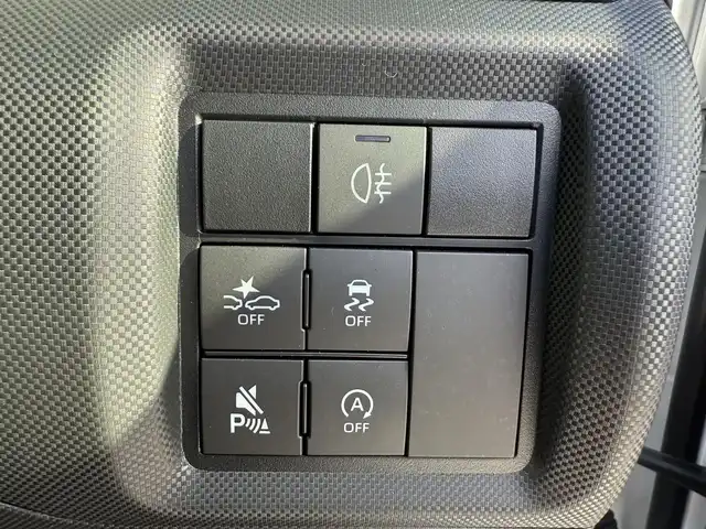 トヨタ ライズ Z 兵庫県 2025(令7)年 1万km シャイニングホワイトパール 社外ナビ/バックモニター/純正17インチアルミホイール/ETC/両前席シートヒーター/LEDヘッドライト/フォグランプ（F/R）/オートハイビーム/レーダークルーズコントロール/電子パーキング＆オートホールド/Pセンサー