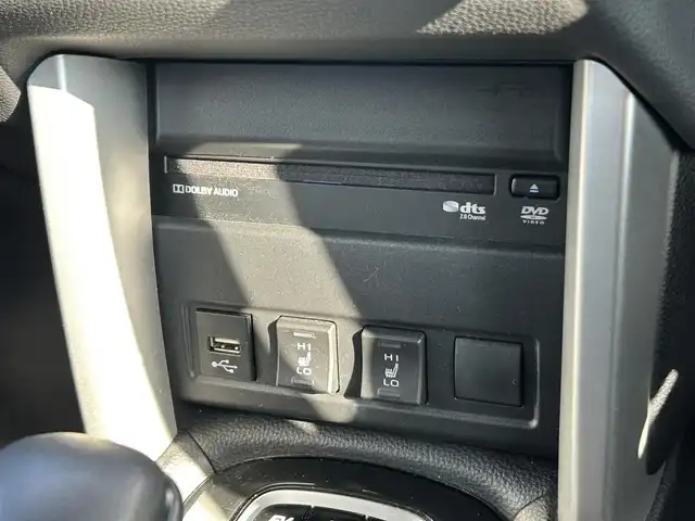 トヨタ カローラ クロス ハイブリッド Z 広島県 2022(令4)年 1.8万km プラチナホワイトパールマイカ モデリスタ18インチAW/モデリスタエアロ　/純正９インチディスプレイオーディオ　/ 「ナビ/Bluetooth/フルセグ/CD/DVD」/全方位カメラ　/ブラインドスポットモニター/レーダークルーズコントロール　/クリアランスソナー　/電動リアゲート　/前席シートヒーター/D席パワーシート/ビルトインＥＴＣ/前後ドライブレコーダー/衝突軽減ブレーキシステム/車線逸脱防止システム/オートハイビーム/LEDヘッドライト（AUTO機能付き）/ヘッドライトレベライザー/スマートキー/プッシュスタート