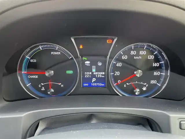 トヨタ クラウン ハイブリッド アスリートG 福岡県 2014(平26)年 10.6万km ホワイトパールクリスタルシャイン 純正ナビ/（AM/FM/CD/DVD/HDD/USB/BT/ワンセグ）/レーダークルーズコントロール/前後コーナーセンサー/ワンオーナー/社外アルミホイール付きスタッドレスタイヤ4本（215/55/17）/ETC/バックカメラ/前方ドライブレコーダー/レザーシート/D+N席パワーシート/D+N席シートヒーター/D+N席エアシート/D席メモリーシート/純正18インチアルミホイール/オートライト/フォグランプ/オートハイビーム/フロアマット/MT付きAT/ステアリングスイッチ/純正ドアバイザー/オート電動格納ミラー/スマートキー/プッシュスタート/リアサンシェード/W+カーテンエアバッグ/DUALオートエアコン/ISO FIX
