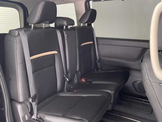 日産 セレナ ハイウェイスター V 鹿児島県 2023(令5)年 1.8万km ダイヤモンドブラック 純正12.3インチナビ/(AM/FM/Bluetooth/USB/AppleCarPlay)/フルセグTV/純正フリップダウンモニター/アラウンドビューモニター/デジタルインナーミラー/前後方ドライブレコーダー/LEDオートヘッドライト/両側パワースライドドア/置くだけ充電/スマートキー/前後クリアランスソナー/純正16インチアルミホイール/エマージェンシーブレーキ/プロパイロット/ビルトインETC2.0/ブラインドスポットモニター
