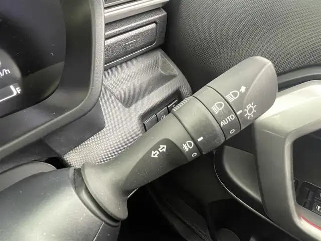 トヨタ ライズ Z 茨城県 2023(令5)年 1.7万km ナチュラルベージュマイカM 純正9型ナビ/バックカメラ/フルセグ/衝突被害軽減ブレーキ/車線逸脱抑制装置/レーダークルーズコントロール/オートマチックハイビーム/クリアランスソナー/BSM/ETC/シートヒーター/純正17インチAW/LEDヘッドライト/スマートキー