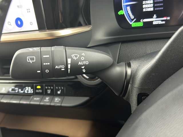 トヨタ クラウン スポーツ Z 愛知県 2024(令6)年 0.6万km パールⅡ モデリスタフルエアロ/ナビ、フルセグTV、AM、FM、/Apple Carplay、Android Auto/ビルトインETC2.0/デジタルインナーミラー/メモリーシート/デジタルインナーミラー/Fドライブレコーダー/置くだけ充電/アクセサリーコンセント/茶革シート/前席シートヒーター/前席シートベンチレーション/ハンズフリーパワーバックドア/パノラミックビューモニター/パーキングサポートブレーキ/トヨタチームメイト/・アドバンスドパーク/・アドバンスドドライブ/トヨタセーフティセンス/・プリクラッシュセーフティ/・緊急時操舵支援/・フロントクロストラフィックアラート/・レーンチェンジアシスト/・レーントレーシングアシスト/・レーダークルーズコントロール/・アダブティブハイビームシステム/・ロードサインアシスト/・ドライバー異常時対応システム/・プロアクティブドライビングシステム/・発進遅れ告知機能/ブラインドスポットモニター/AC100V