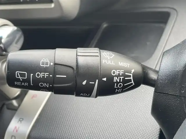 ホンダ フリード G ジャストセレクション 熊本県 2013(平25)年 12.1万km プレミアムスパークルブラックパール 純正ナビ/・AM/FM/CD/DVD/SD/USB/iPod/・フルセグTV/バックカメラ/横滑り防止機能/ステアリングリモコン/電動格納ミラー/・ウィンカーミラー/ETC/前後ドライブレコーダー/オートライト/・HIDライト/デジタルインナーミラー/ドアバイザー/片側パワースライドドア/社外フロアマット/スマートキー/・スペアキー