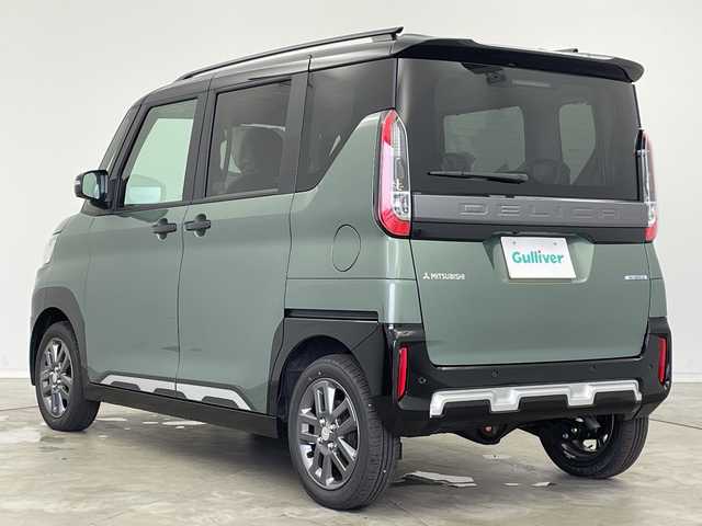 三菱 デリカミニ T プレミアム 新潟県 2025(令7)年 0.1万km未満 グラファイトグレーメタリック/ブラックマイカ 9型純正ディスプレイオーディオ/ステアリングヒーター/パドルシフト/マイパイロット/ダウンヒルアシストコントロール/ハンズフリーパワースライドドア/運転席助手席シートヒーター/アラウンドビューモニター