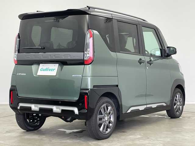三菱 デリカミニ T プレミアム 新潟県 2025(令7)年 0.1万km未満 グラファイトグレーメタリック/ブラックマイカ 9型純正ディスプレイオーディオ/ステアリングヒーター/パドルシフト/マイパイロット/ダウンヒルアシストコントロール/ハンズフリーパワースライドドア/運転席助手席シートヒーター/アラウンドビューモニター