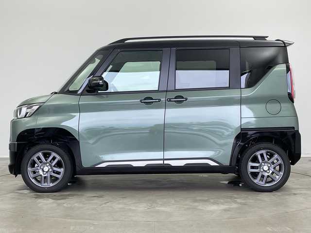三菱 デリカミニ T プレミアム 新潟県 2025(令7)年 0.1万km未満 グラファイトグレーメタリック/ブラックマイカ 9型純正ディスプレイオーディオ/ステアリングヒーター/パドルシフト/マイパイロット/ダウンヒルアシストコントロール/ハンズフリーパワースライドドア/運転席助手席シートヒーター/アラウンドビューモニター