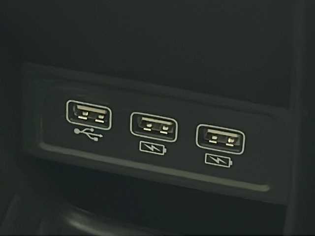 ホンダ Ｎ ＯＮＥ オリジナル 宮城県 2021(令3)年 2.3万km プラチナホワイトパール ホンダセンシング /パイオニアナビ /専用エクステリア /衝突被害軽減ブレーキ /車線逸脱警報 /パーキングセンサー /LEDヘッドライト/電子制御パーキングブレーキ/オートブレーキホールド機能 /バックモニター /充電用USBジャック /フルオートエアコン/スマートキー/プッシュスタート/フルセグTV /DV/DVD再生/Bluetoothオーディオ /禁煙車