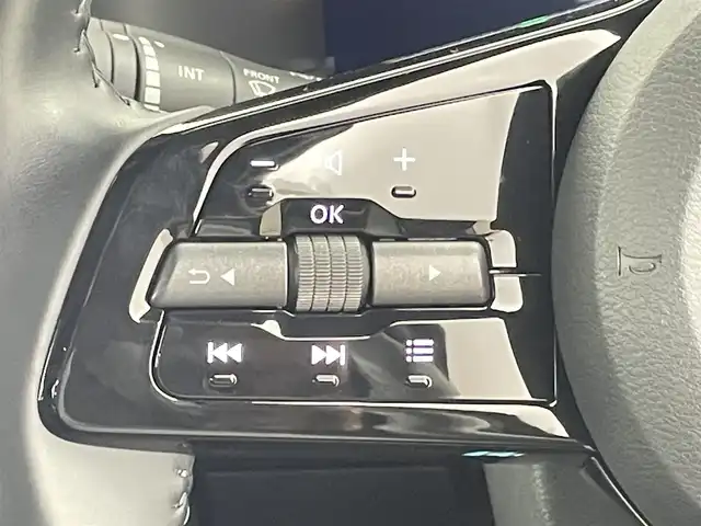 日産 フェアレディ Ｚ 千葉県 2024(令6)年 0.9万km ダークメタルグレー 6速MT/ワンオーナー/メーカーオプションナビ/・BT/TV/USB/AndroidAuto/バックカメラ/スポーツモード/ニスモエアロ/インテリジェントキー/スペアキー/プッシュスタートボタン/ビルトインETC2.0/革巻きステアリング/ステアリングスイッチ/Autoライト/レーダークルーズコントロール/オートマチックハイビーム/インテリジェントレーダーブレーキ/横滑り防止/LEDヘッドライト/フォグランプ/純正18インチアルミホイール/フロアマット/保証書/取扱説明書