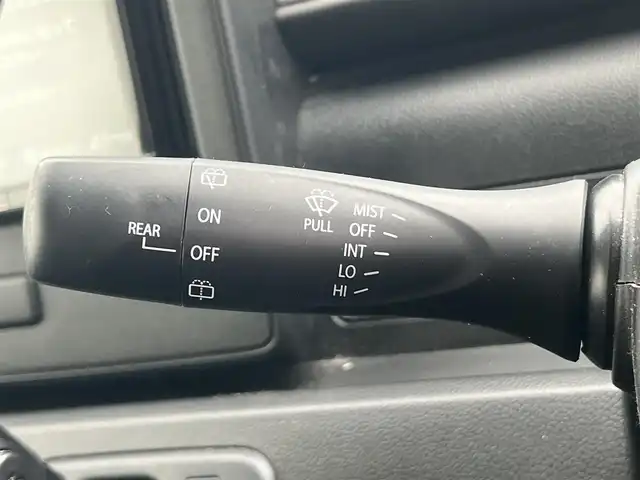 スズキ ワゴンＲ HYBRID FZ リミテッド 秋田県 2019(平31)年 4.8万km ブルーイッシュブラックパール3 ４WD/衝突軽減システム/社外メモリナビ/フルセグ/スズキ純正１５インチアルミ（夏タイヤ装着）/スマートキー/アイドリングストップ/プッシュスタート/レーンキープアシスト/オートマチックハイビーム/前席シートヒーター/ステアリングスイッチ/社外フロアマット/純正ドアバイザー/オートライト/オートエアコン/横滑り防止/盗難防止装置/寒冷地仕様/電動格納ウィンカーミラー/キーレスエントリー/保証書/取扱説明書/記録簿/スペアキー1本有