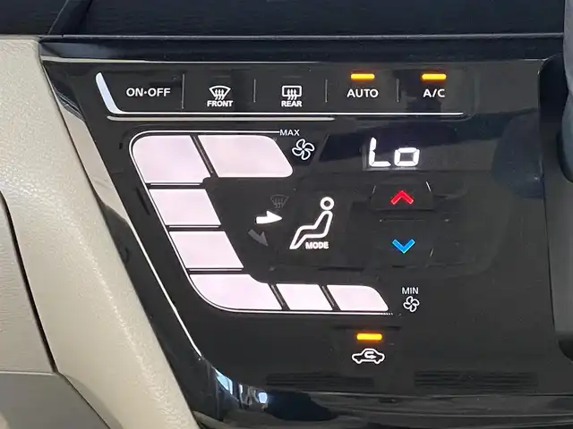 日産 ルークス X 岐阜県 2020(令2)年 5万km フローズンバニラパール ワンオーナー　/プロパイロット/ＣＤ／ＦＭ／ＡＭ　/アラウンドビューモニタ　/片側パワースライドドア　/純正フロアマット　/ドアバイザー　/社外14インチアルミホイール　/アイドリングストップ　/クリアランスソナー　/ブレーキホールド/保証書/取扱説明書