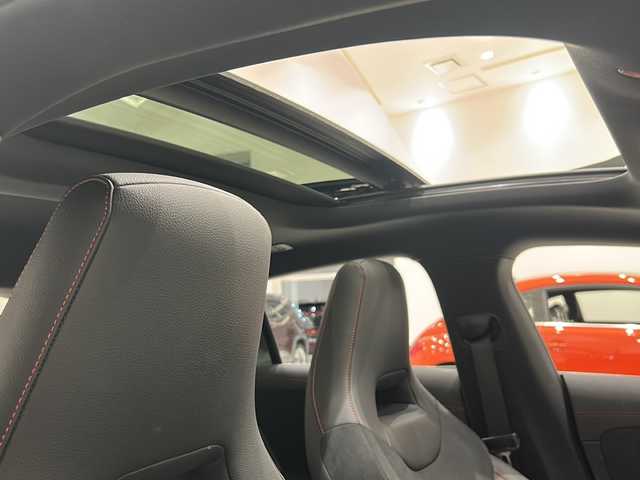 メルセデス・ベンツ ＣＬＡ２５０ Sブレイク 4MATIC AMGライン 新潟県 2020(令2)年 2.1万km コスモスブラック パノラミックスライディングルーフ/レーダーセーフティーパッケージ/・アクティブブラインドスポットアシスト/・アクティブレーンキーピングアシスト/・アクティブステアリングアシス/・アダプティブクルーズコントロール/ナビゲーションパッケージ/・フルセグ/・Bluetooth/AMGライン/・AMGスタイリングパッケージ（フロント、サイド、リア）/・レザーDINAMICAシート/・アンビエントライト64色/LEDハイパフォーマンスヘッドライト/アクティブブレーキアシスト/パーキングアシストリアビューマメラ/パワーシート/シートヒーター/パワーバックドア/ドライブレコーダー/純正スタッドレスAW