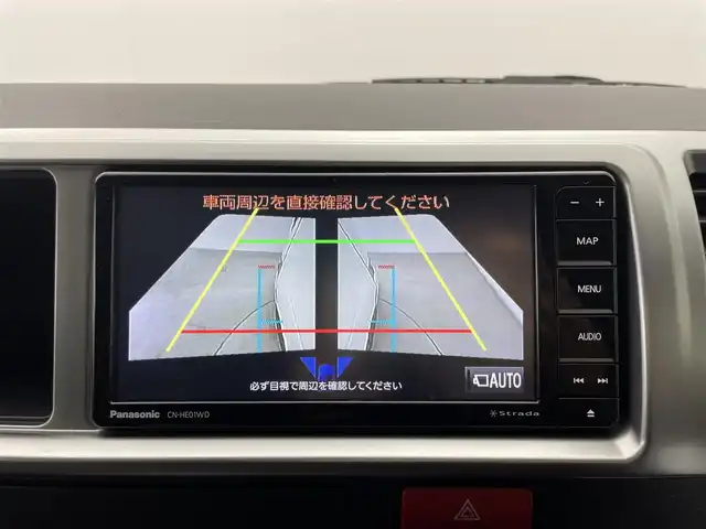 トヨタ ハイエース GL 群馬県 2022(令4)年 3万km ホワイトパールクリスタルシャイン パワースライドドア /（イージークローザー・挟み込み防止機能付）/デジタルインナーミラー/パノラミックビューモニター/Toyota Safety Sense/社外パナソニックナビ（CN-HE01WD)/・CD/DVD/SD/USB/Bluetooth/フルセグTV/＝＝＝＝＝＝/片側パワースライドドア　デジタルインナーミラー　パノラミックビューモニター　ナビ　カロッツェリアフリップダウンモニター　ホワイトレタータイヤ　ＡＣ１００Ｖ電源　ＬＥＤヘッドライト　ＥＴＣ　４ＷＤ　禁煙