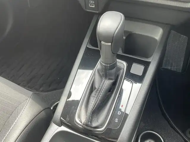 ホンダ ＷＲ－Ｖ Z+ 熊本県 2024(令6)年 0.9万km ワイン 社外ナビ/・AM/FM/USB/BT/・フルセグTV/ホンダセンシング/・衝突軽減ブレーキ/・踏み間違い衝突軽減システム/・路外逸脱抑制機能/・先行車発進お知らせ機能/・標識認識機能/・オートハイビーム/・アダプティブクルーズコントロール/・車線維持支援システム/ハーフレザーシート/革巻きステアリング/・ステアリングスイッチ/・パドルシフト/LEDヘッドライト/LEDフォグライト/純正フロアマット/オートライト/電動格納ミラー/ウインカーミラー/プッシュスタート/スマートキー