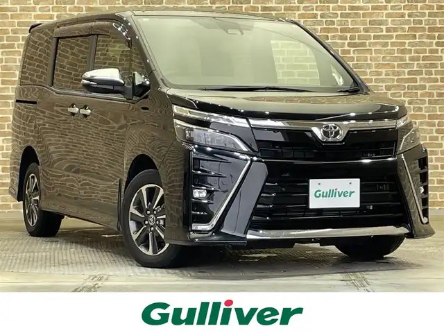 トヨタ ヴォクシー ZS 煌Ⅲ 岩手県 2020(令2)年 1.9万km ブラック ４WD　/両側パワースライドドア/トヨタセーフティセンスC/プリクラッシュセーフティ/レーンディパーチャーアラート/オートマチックハイビーム/先行車発進告知/クルーズコントロール/クリアランスソナー/横滑り防止装置/アイドリングストップ/MTモード付AT/リアサンシェード/リアオートエアコン/Pioneerナビ/フルセグTV/バックカメラ/ETC/ドライブレコーダー/LEDヘッドランプ/フォグランプ/純正16インチアルミホイール