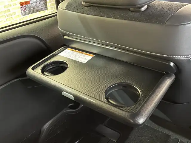 トヨタ ヴォクシー ZS 煌Ⅲ 岩手県 2020(令2)年 1.9万km ブラック ４WD　/両側パワースライドドア/トヨタセーフティセンスC/プリクラッシュセーフティ/レーンディパーチャーアラート/オートマチックハイビーム/先行車発進告知/クルーズコントロール/クリアランスソナー/横滑り防止装置/アイドリングストップ/MTモード付AT/リアサンシェード/リアオートエアコン/Pioneerナビ/フルセグTV/バックカメラ/ETC/ドライブレコーダー/LEDヘッドランプ/フォグランプ/純正16インチアルミホイール
