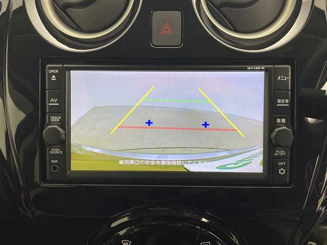 日産 ノート e－パワー X FOUR 秋田県 2019(令1)年 1.3万km ダークメタルグレー ４WD/純正ナビ【AM/FM/BT/CD】 /フルセグTV /バックカメラ /ETC /横滑り防止装置　/衝突被害軽減システム　/クリアランスソナー /ライトレベライザー /レーンキープアシスト　/純正AW /純正フロアマット　/コーナーセンサー /ステアリングリモコン/プッシュスタート /DRIVE MODE/オートエアコン /オートライト/ウィンカーミラー /サイドバイザー /保証書/取扱説明書