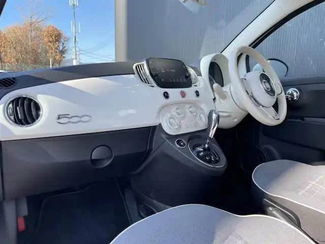 フィアット ５００ 1．2 ポップ 長野県 2018(平30)年 5.5万km 白 １オーナー/　後期型/　純正オーディオ/　ＡｐｐｌｅＣａｒＰｌａｙ/　ｂｌｕｅｔｏｏｔｈ/　ＵＳＢ/　アイドリングストップ/　キーレス/　禁煙車/　サイドエアバック/　保証書・取説・スペアキー