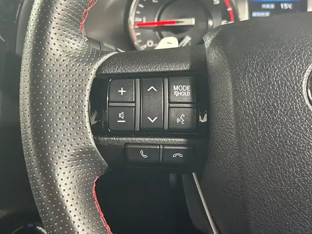 トヨタ ハイラックス Z GRスポーツ 神奈川県 2022(令4)年 1.5万km アティチュードブラックマイカ 4WD/ディーゼルターボ/純正8インチナビ/AM/FM Bluetooth AppleCarPlay AndroidAuto/パノラミックビューモニター/トヨタセーフティセンス/レーダークルーズコントロール/パワーシート/ETC/ドライブレコーダー/ステアリングスイッチ/スマートキー/エンジンスターター/純正LEDヘッドライト/オートライト/オートマチックハイビーム/純正18インチアルミホイール/プリクラッシュセーフティ/レーンディバーチャーアラート/クリアランスソナー/バックソナー