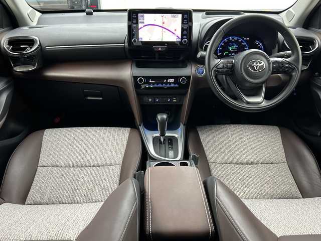 トヨタ ヤリスクロス ハイブリッド Z 三重県 2021(令3)年 1.5万km ブラックマイカ /禁煙車//純正ナビ/・フルセグ・Bluetooth・USB・AppleCarPlay・AndroidAuto//パノラミックビューモニター//トヨタセーフティセンス//プリクラッシュセーフティ//レーダークルーズコントロール//オートマチックハイビーム//レーントレーシングアシスト//前席シートヒーター//運転席パワーシート//前後クリアランスソナー//前後ドライブレコーダー//電子パーキング//ブレーキホールド//ビルトインETC2.0//革巻きステアリング//ステアリングスイッチ