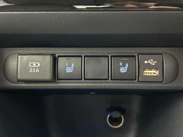 トヨタ ヤリスクロス ハイブリッド Z 三重県 2021(令3)年 1.5万km ブラックマイカ /禁煙車//純正ナビ/・フルセグ・Bluetooth・USB・AppleCarPlay・AndroidAuto//パノラミックビューモニター//トヨタセーフティセンス//プリクラッシュセーフティ//レーダークルーズコントロール//オートマチックハイビーム//レーントレーシングアシスト//前席シートヒーター//運転席パワーシート//前後クリアランスソナー//前後ドライブレコーダー//電子パーキング//ブレーキホールド//ビルトインETC2.0//革巻きステアリング//ステアリングスイッチ