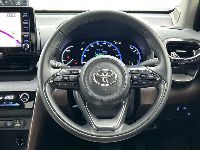 トヨタ ヤリスクロス ハイブリッド Z 三重県 2021(令3)年 1.5万km ブラックマイカ /禁煙車//純正ナビ/・フルセグ・Bluetooth・USB・AppleCarPlay・AndroidAuto//パノラミックビューモニター//トヨタセーフティセンス//プリクラッシュセーフティ//レーダークルーズコントロール//オートマチックハイビーム//レーントレーシングアシスト//前席シートヒーター//運転席パワーシート//前後クリアランスソナー//前後ドライブレコーダー//電子パーキング//ブレーキホールド//ビルトインETC2.0//革巻きステアリング//ステアリングスイッチ