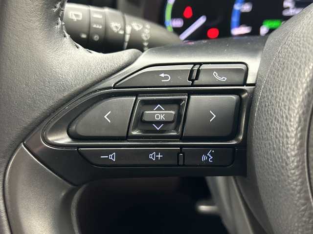 トヨタ ヤリスクロス ハイブリッド Z 三重県 2021(令3)年 1.5万km ブラックマイカ /禁煙車//純正ナビ/・フルセグ・Bluetooth・USB・AppleCarPlay・AndroidAuto//パノラミックビューモニター//トヨタセーフティセンス//プリクラッシュセーフティ//レーダークルーズコントロール//オートマチックハイビーム//レーントレーシングアシスト//前席シートヒーター//運転席パワーシート//前後クリアランスソナー//前後ドライブレコーダー//電子パーキング//ブレーキホールド//ビルトインETC2.0//革巻きステアリング//ステアリングスイッチ