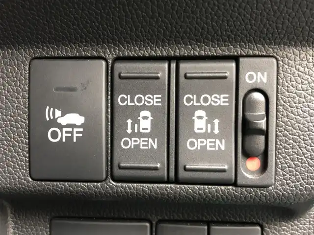 ホンダ フリード ハイブリット 愛知県 2017(平29)年 3.8万km ブルーホライゾンM 純正7インチナビ/バックカメラ/ワンセグTV/ホンダセンシング/衝突被害軽減システム/クルーズコントロール/横滑り防止装置/レーンキープアシスト/オートライト/LEDヘッドライト/両側パワースライドドア/ETC/純正AW/純正フロアマット/プッシュスタート/スマートキー/スペアキー