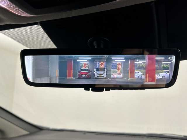 トヨタ プリウス Z 愛知県 2023(令5)年 3.9万km プラチナホワイトパールマイカ 禁煙車/純正12.3インチナビ/（AM/FM/Bluetooth/USB/フルセグTV/HDMI)/全方位カメラ/ワイヤレス充電/AC100V電源/トヨタセーフティセンス/・プリクラッシュセーフティ/・レーントレーシングアシスト/・レーンディパーチャーアラート/・ブラインドスポットモニター/・パーキングセンサー/・フロントクロストラフィックアラート/・リアクロストラフィックアラート/・レーンチェンジアシスト/・オートマチックハイビーム/・レーダークルーズコントロール/・ロードサインアシスト/パーキングアシスト/デジタルインナーミラー/ETC2.0/前後ドライブレコーダー（ナビ内蔵）/前席シートヒーター/前席シートベンチレーション/パワーシート/メモリシート/ステアリングヒーター/パワーバックドア/スマートキー/プッシュスタート/LEDヘッドライト/フロントフォグランプ/オートライト/フロアマット/横滑り防止装置/電子パーキングブレーキ/オートホールド/電動格納ミラー/ステアリングスイッチ