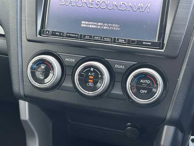 スバル フォレスター 2．0XT アイサイト アドバン 静岡県 2014(平26)年 6.1万km クリスタルブラックシリカ ワンオーナー/純正ナビ（AM/FM/BT/CD/DVD)/フルセグテレビ/バックカメラ/ETC/ドライブレコーダー/ガナドールマフラー/パワーバックドア/衝突被害軽減ブレーキ/レーンキープアシスト/オートクルーズコントロール/ＨＩＤヘッドライト/純正フロアマット/純正アルミホイール（225/55R18)/シートヒーター/ステアリングリモコン/横滑り防止装置