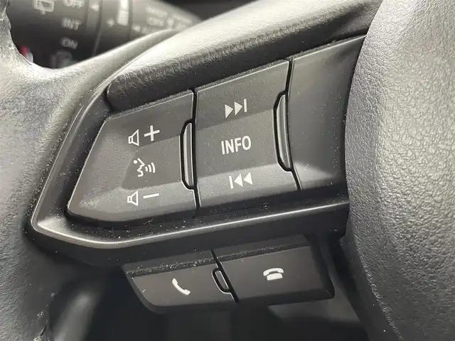 マツダ ＣＸ－３ XD 富山県 2017(平29)年 4.3万km ソウルレッドプレミアムメタリック 純正ナビ（AM/FM/DVD/BT/ワンセグ）/バックカメラ/ETC/衝突被害軽減システム/横滑り防止装置/アイドリングストップ/オートLEDライト/純正アルミホイール/純正フロアマット/革巻きステアリング/ステアリングスイッチ/スマートキー/スペアキー