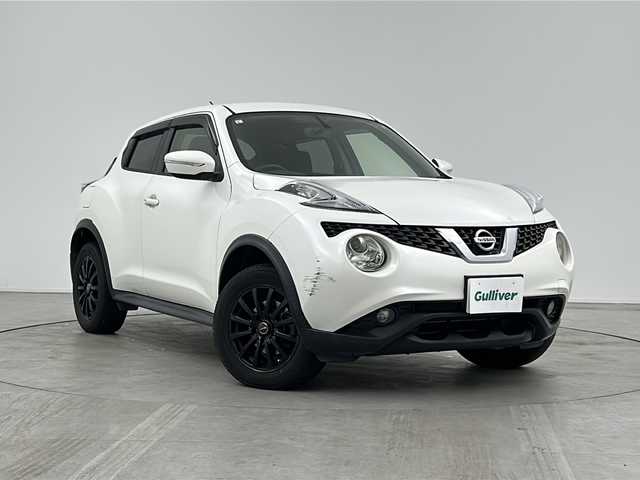 日産 ジューク 15RX 三重県 2015(平27)年 4.6万km ブリリアントホワイトパール 禁煙車/純正SDナビ/CD/DVD/SD/BT/フルセグTV/ETC/プッシュスタート/電動格納ミラー/オートライト/スマートキー