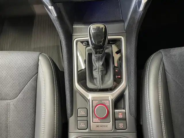スバル フォレスター スポーツ 東京都 2023(令5)年 0.5万km Ｄグリーン ワンオーナー/純正8インチナビ/（NR-MZ300-BIN-F-5）/（CD/DVD/フルセグ/Bluetooth/AppleCarPlay/SD/USB）/バック&サイド&フロントカメラ/ハーフレザー/前後シートヒーター/パワーシート前席/・運転席メモリー機能付き/プリクラッシュセーフティ/レーダークルーズコントロール/BSM/LKA/SRVD/デジタルインナーミラー/スマートキー/プッシュスタート/オートライト/LEDライト/前後フォグランプ/ETC/純正ラバーマット/ドライブレコーダー/ISOFIX/パドルシフト/革巻きステアリング/ステアリングヒーター/パワーバックドア/ルーフレール/プライバシーガラス/スペアタイヤ/AVH/SRH/アイドリングストップ/電動格納ウィンカーミラー/ドアハンドルプロテクター/ルーフレール/スペアタイヤ/純正18インチアルミホイール/W+サイドSRS&ABS/横滑り防止装置/取扱説明書/新車時保証書/ディーラー記録簿/（R5.12/R6.12）