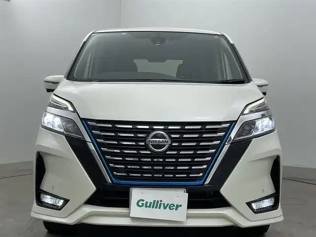 日産 セレナ e－パワー ハイウェイスター G 岡山県 2020(令2)年 3.8万km ブリリアントホワイトパール プロパイロット/１１インチフリップダウンモニター/純正１０インチナビ/（Bluetooth/フルセグTV/CD/DVD/Blu-ray）/合皮シート/エマージェンシーブレーキ/アラウンドビューモニター/デジタルインナーミラー/ビルトインＥＴＣ/ＬＥＤヘッドライト/オートハイビーム/ブラインドスポットモニター/ドライブレコーダー（前）/シートヒーター/ステアリングヒーター/オートホールド/両側パワースライドドア/取扱説明書