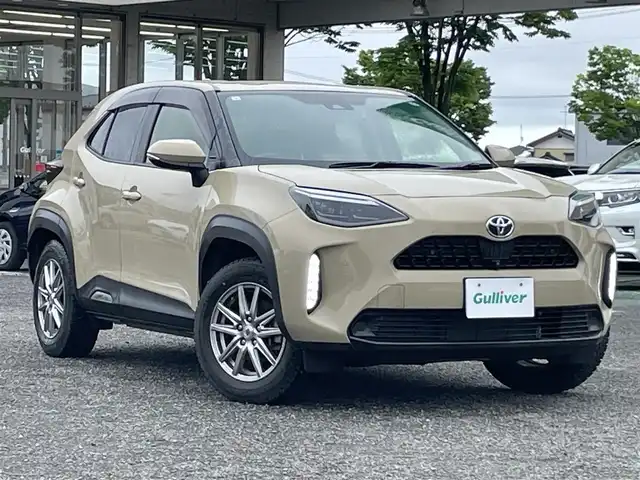 トヨタ ヤリスクロス Z 宮城県 2021(令3)年 2.8万km ベージュ 純正ディスプレイオーディオ　MAP無（FM:AM:BT）/レーダークルーズコントロール/レーンキープアシスト/全周囲カメラ/バックカメラ/D/Nシートヒーター/D席パワーシート/BSM/社外ドラレコ前後/プリクラッシュセーフティー/パワーバックドア/ブレーキホールド/ビルトインETC/コーナーセンサー