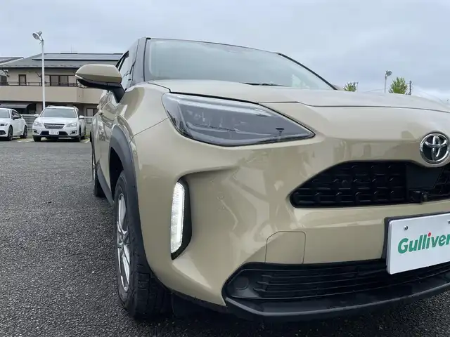 トヨタ ヤリスクロス Z 宮城県 2021(令3)年 2.8万km ベージュ 純正ディスプレイオーディオ　MAP無（FM:AM:BT）/レーダークルーズコントロール/レーンキープアシスト/全周囲カメラ/バックカメラ/D/Nシートヒーター/D席パワーシート/BSM/社外ドラレコ前後/プリクラッシュセーフティー/パワーバックドア/ブレーキホールド/ビルトインETC/コーナーセンサー