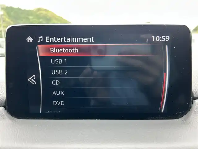 マツダ ＣＸ－５ XD スマートエディション 愛媛県 2020(令2)年 8万km スノーフレイクホワイトパールマイカ 純正ナビ（マツダコネクト）/・Bluetooth/・CD/DVD/・USB/・FM/AM/フルセグTV/３６０°ビュー・モニター/ETC/USB入力端子/レーダークルーズコントロール/ヘッドアップディスプレイ/衝突軽減システム/レーンキープアシスト/オートライト/コーナーセンサー/純正17インチAW/純正フロアマット/LEDヘッドライト/革巻きステアリング/ステアリングスイッチ/電動パーキングブレーキ/スマートキー/スペアキー/取扱説明書
