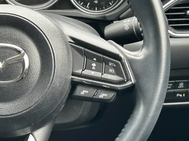 マツダ ＣＸ－５ XD スマートエディション 愛媛県 2020(令2)年 8万km スノーフレイクホワイトパールマイカ 純正ナビ（マツダコネクト）/・Bluetooth/・CD/DVD/・USB/・FM/AM/フルセグTV/３６０°ビュー・モニター/ETC/USB入力端子/レーダークルーズコントロール/ヘッドアップディスプレイ/衝突軽減システム/レーンキープアシスト/オートライト/コーナーセンサー/純正17インチAW/純正フロアマット/LEDヘッドライト/革巻きステアリング/ステアリングスイッチ/電動パーキングブレーキ/スマートキー/スペアキー/取扱説明書
