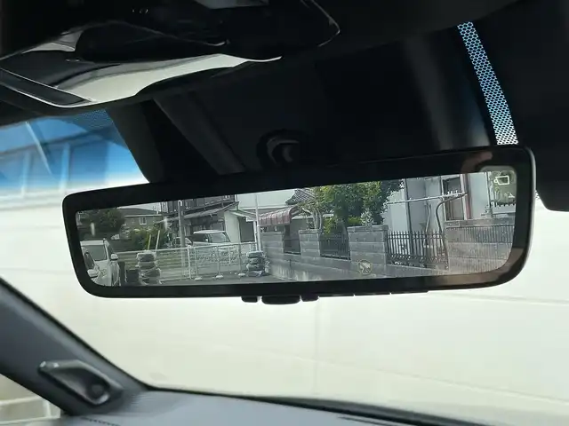 トヨタ ハリアー Z レザーパッケージ 茨城県 2022(令4)年 4.7万km ブラック 革巻きステアリング/調光パノラマルーフ/12インチメーカーナビ/JBLサウンド/バックカメラ/パワーバックドア/デジタルインナーミラー/LEDヘッドライト/ハーフレザーシート/メモリーパワーシート/シートヒーター/シートベンチレーション/トヨタセーフティセンス/レーダークルーズコントロール/モデリスタ製サイドエアロ/ヘッドアップディスプレイ/BSM/ワイヤレス充電器/寒冷地仕様