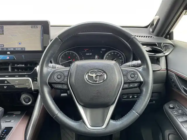 トヨタ ハリアー Z レザーパッケージ 茨城県 2022(令4)年 4.7万km ブラック 革巻きステアリング/調光パノラマルーフ/12インチメーカーナビ/JBLサウンド/バックカメラ/パワーバックドア/デジタルインナーミラー/LEDヘッドライト/ハーフレザーシート/メモリーパワーシート/シートヒーター/シートベンチレーション/トヨタセーフティセンス/レーダークルーズコントロール/モデリスタ製サイドエアロ/ヘッドアップディスプレイ/BSM/ワイヤレス充電器/寒冷地仕様