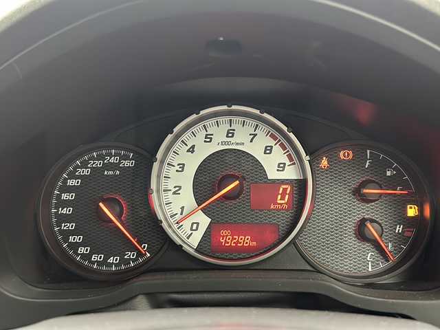 トヨタ ８６ GT 大阪府 2015(平27)年 5万km クリスタルホワイトパール 純正ナビ/社外フロントバンパー/TRDリアバンパー/TRDリアスポイラー/TRD４本出しマフラー/HKS車高調/BLITZサクションキット/社外ライト/シーケンシャルウィンカー/純正AW/バックカメラ/フルセグTV/Bluetooth/ETC