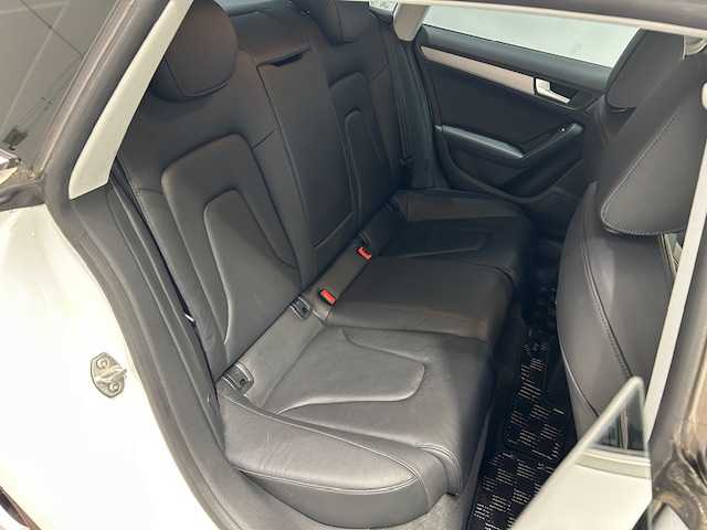 アウディ Ａ５ SB 2．0 TFSI クワトロ 宮城県 2014(平26)年 7.1万km グレイシアホワイトメタリック 純正ナビ/バックカメラ/衝突軽減装置/MMIコントロールコンソール/前後コーナーセンサー/パドルシフト/パワーシート/レザーシート/シートヒーター/LEDヘッドライト/フォグランプ/純正ビルドインETC/純正１８インチアルミホイール/純正フロアマット/Bluetooth接続/フルセグTV/TVキャンセラー/ICターボ/横滑り防止装置