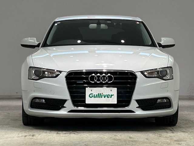 アウディ Ａ５ SB 2．0 TFSI クワトロ 宮城県 2014(平26)年 7.1万km グレイシアホワイトメタリック 純正ナビ/バックカメラ/衝突軽減装置/MMIコントロールコンソール/前後コーナーセンサー/パドルシフト/パワーシート/レザーシート/シートヒーター/LEDヘッドライト/フォグランプ/純正ビルドインETC/純正１８インチアルミホイール/純正フロアマット/Bluetooth接続/フルセグTV/TVキャンセラー/ICターボ/横滑り防止装置