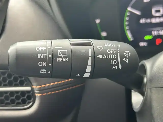 ホンダ ＺＲ－Ｖ ハイブリッド e:HEV Z 福島県 2023(令5)年 1.3万km ワイン 登録時走行距離：12375KM/4WD/純正ナビ/(フルセグTV/BT/AM/FM/USB)/パワーアウトレット/プッシュスタート/ビルトインETC2.0/左右独立エアコン/シートヒーター/（D席/P席）/ステアリングヒーター/パワーシート/（D席/P席）/メモリーシート/レザーシート/ISOFIX/パドルシフト/追従クルコン/ステアリングスイッチ/パワーバックドア/電動格納ミラー/ウィンカーミラー/純正AW/コーナーセンサー/純正LEDヘッドライト/横滑り防止装置/オートライト/アラウンドビューモニター/自動防眩インナーミラー/ボタン式シフトレバー/走行モード切替/（スポーツ/コンフォート/スノウ）/ヒルディセントコントロール/カーテンシールドエアバック/（F/R）