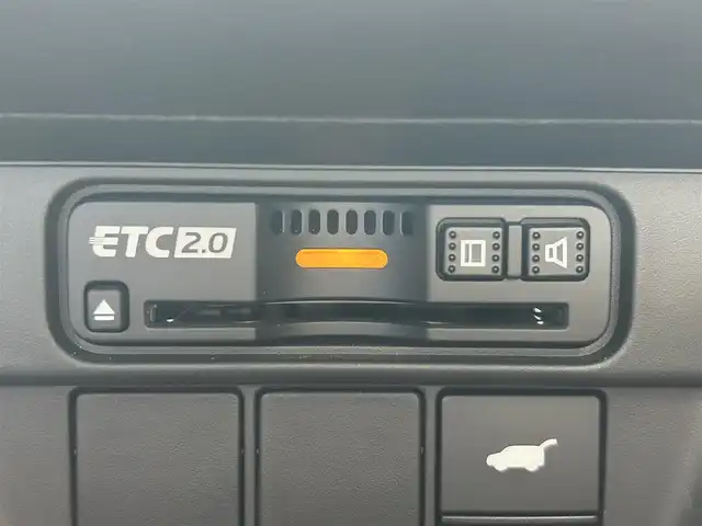ホンダ ＺＲ－Ｖ ハイブリッド e:HEV Z 福島県 2023(令5)年 1.3万km ワイン 登録時走行距離：12375KM/4WD/純正ナビ/(フルセグTV/BT/AM/FM/USB)/パワーアウトレット/プッシュスタート/ビルトインETC2.0/左右独立エアコン/シートヒーター/（D席/P席）/ステアリングヒーター/パワーシート/（D席/P席）/メモリーシート/レザーシート/ISOFIX/パドルシフト/追従クルコン/ステアリングスイッチ/パワーバックドア/電動格納ミラー/ウィンカーミラー/純正AW/コーナーセンサー/純正LEDヘッドライト/横滑り防止装置/オートライト/アラウンドビューモニター/自動防眩インナーミラー/ボタン式シフトレバー/走行モード切替/（スポーツ/コンフォート/スノウ）/ヒルディセントコントロール/カーテンシールドエアバック/（F/R）