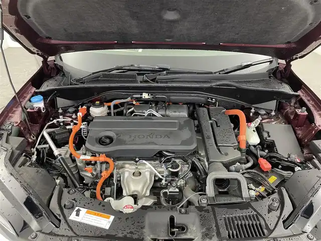 ホンダ ＺＲ－Ｖ ハイブリッド e:HEV Z 大分県 2023(令5)年 1.3万km ワイン 色コード：R578M/純正ナビ/フルセグTV/BT/USB/ビルトインETC2.0/左右独立エアコン/前席シートヒーター/ステアリングヒーター/前席パワーシート/レザーシート/ISOFIX/パドルシフト/追従クルコン/ステアリングスイッチ/パワーバックドア/純正18インチAW/コーナーセンサー/オートLEDヘッドライト/アラウンドビューモニター/自動防眩インナーミラー