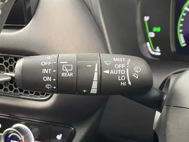 ホンダ ＺＲ－Ｖ ハイブリッド e:HEV Z 大分県 2023(令5)年 1.3万km ワイン 色コード：R578M/純正ナビ/フルセグTV/BT/USB/ビルトインETC2.0/左右独立エアコン/前席シートヒーター/ステアリングヒーター/前席パワーシート/レザーシート/ISOFIX/パドルシフト/追従クルコン/ステアリングスイッチ/パワーバックドア/純正18インチAW/コーナーセンサー/オートLEDヘッドライト/アラウンドビューモニター/自動防眩インナーミラー