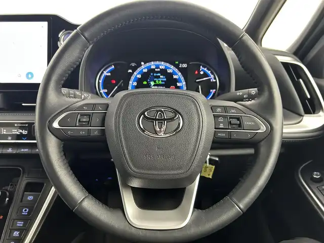 トヨタ ヴォクシー ハイブリッド S－Z 千葉県 2022(令4)年 2.5万km アティチュードブラックマイカ 禁煙車/13.2型有機EL後席ディスプレイ/トヨタセーフティセンス/　・プリクラッシュセーフティ/　・オートマチックハイビーム /　・レーンディパーチャーアラート（LDA）/　・ロードサインアシスト（RSA）（道路標識認識支援）/　・先行車発進お知らせ機能/快適利便パッケージ/　・ハンズフリーデュアルパワースライドドア/　・パワーバックドア/　・ステアリングヒーター/　・２列目オットマン/シートヒーター/   ・ナノイーX/10.5インチディスプレイオーディオ/　・CD/DVD TVキッド付き/HDMI端子/ETC2.0/両側パワースライドドア/レーダークルーズコントロール/コーナーセンサー/AC100V/純正17インチアルミホイール