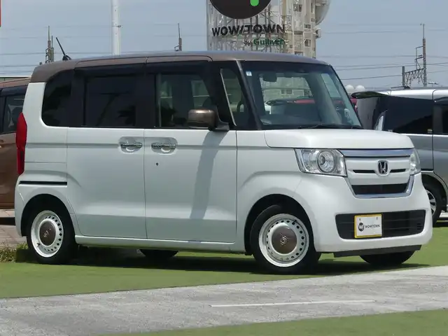 ホンダ Ｎ ＢＯＸ G･EX Hセンシング カッパーブラウンスタイル 千葉県 2019(平31)年 3.3万km プラチナホワイトパール ホンダセンシング/・衝突軽減ブレーキ（CMBS）/・車線維持支援システム（LKAS）/・アダプティブクルーズコントロール（ACC）/・後方誤発進抑制機能/・誤発進抑制機能/両側パワースライドドア/純正メモリーナビ/地デジTV/【DVD/CD再生機能　Bluetooth接続】/バックカメラ/ドライブレコーダー/ETC/LEDヘッドライト/ウインカーミラー/リアコーナーセンサー/スマートキー