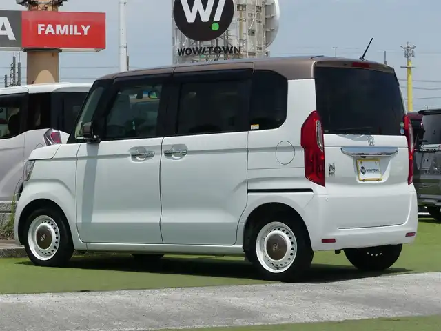 ホンダ Ｎ ＢＯＸ G･EX Hセンシング カッパーブラウンスタイル 千葉県 2019(平31)年 3.3万km プラチナホワイトパール ホンダセンシング/・衝突軽減ブレーキ（CMBS）/・車線維持支援システム（LKAS）/・アダプティブクルーズコントロール（ACC）/・後方誤発進抑制機能/・誤発進抑制機能/両側パワースライドドア/純正メモリーナビ/地デジTV/【DVD/CD再生機能　Bluetooth接続】/バックカメラ/ドライブレコーダー/ETC/LEDヘッドライト/ウインカーミラー/リアコーナーセンサー/スマートキー